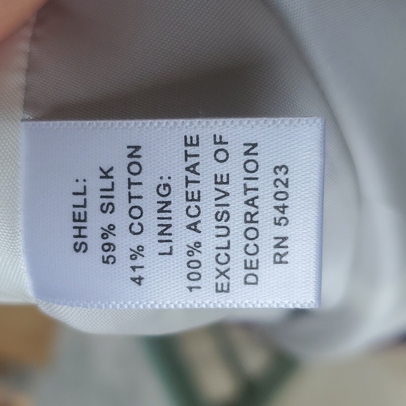 Banana Republic Purple and White Silk Skirt - Picture 4 of 4